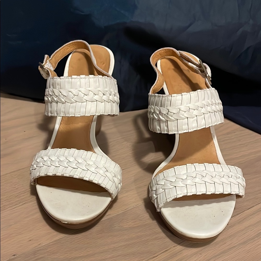 Jack rogers White Woven Women's Sandals